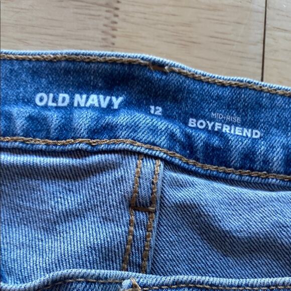 Old Navy Women's Boyfriend Jeans - Faded Gray - Picture 2 of 5